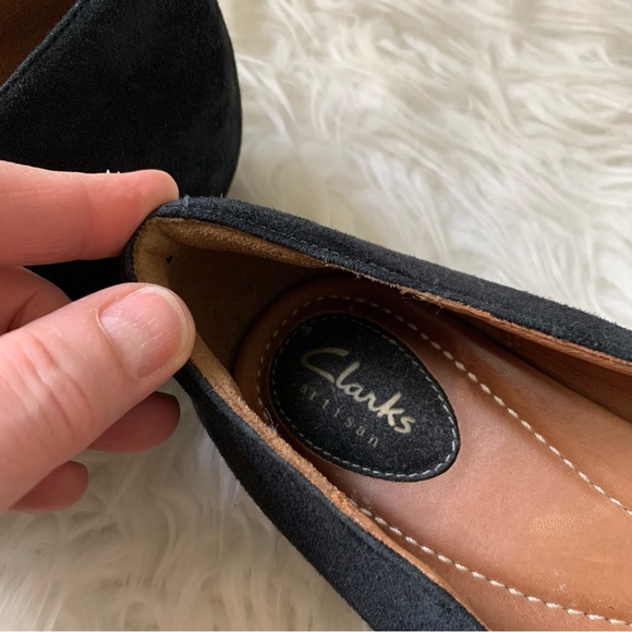 Clarks suede slip-on loafers with slight inside wedge for comfort Sz 10 EUC - Picture 3 of 13